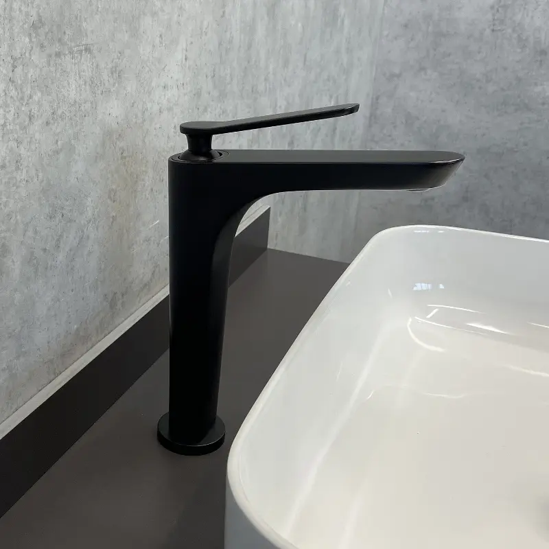 Смеситель для раковины Comforty FC088B-CMT Черный матовый Смеситель для раковины Comforty FC088B-CMT Черный матовый